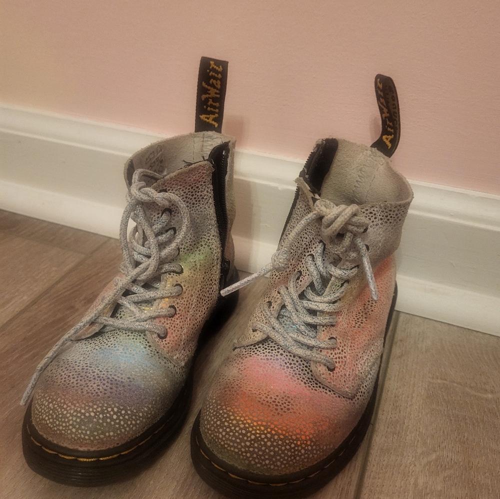 Size 9c DOC MARTENS